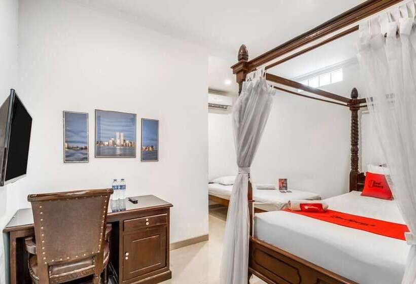 Номер Стандарт, Reddoorz Plus Near Lempuyangan Station 4