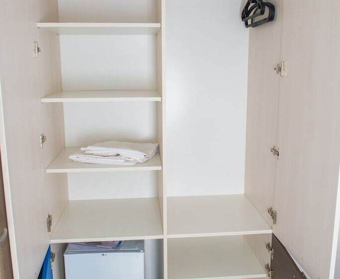 اتاق سوپریور چهار تخته, Five Rivers Rooms
