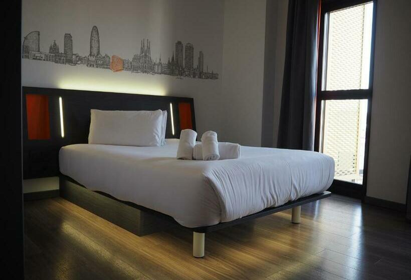 Номер Стандарт Адаптированный для Инвалидов, Easyhotel Barcelona Fira