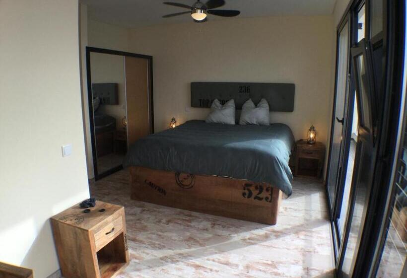 Номер Deluxe с Балконом, Guesthouse Theview