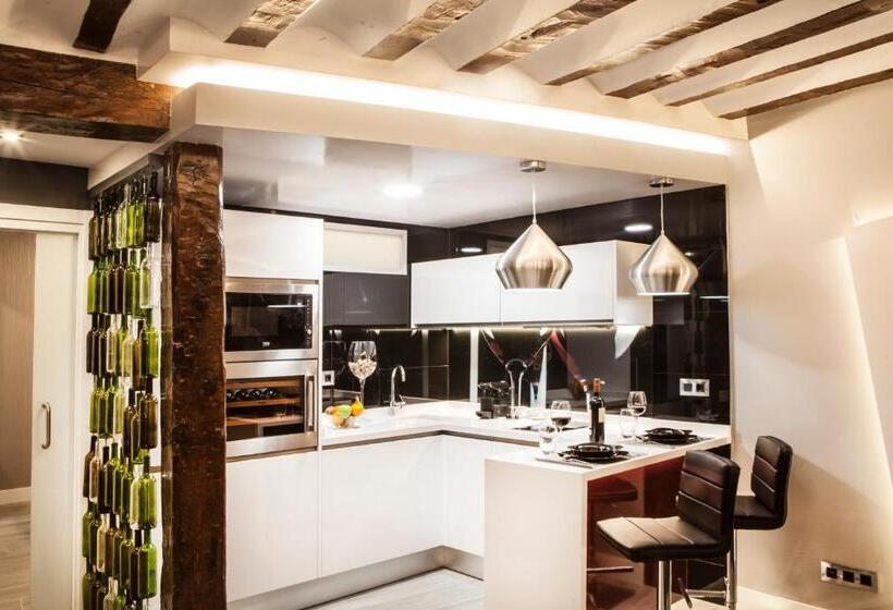 Люкс Повышенной Комфортности, Wine & Soul Suites