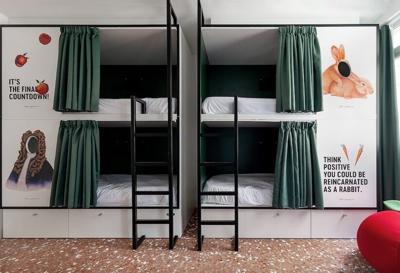 اتاق استاندارد, 2060 The Newton Hostel