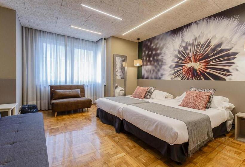 Семейный Номер, Hostal Rodas Pamplona