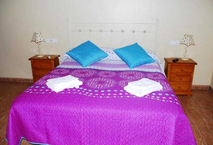Номер Стандарт, Hostal La Encina