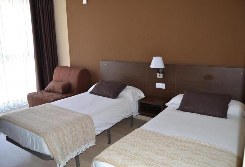 Номер Стандарт, Pension Albergue Lemos