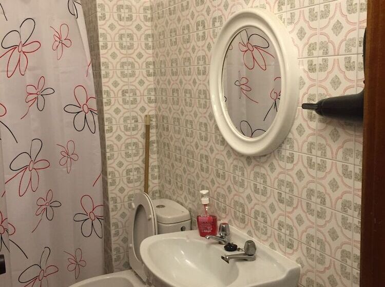 חדר סטנדרד יחיד חדר אמבטיה משותף, Hostal Costa Azul