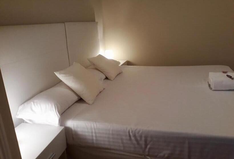 オーシャンビューデラックスルーム, Hostal Casa Aurita Adults Only