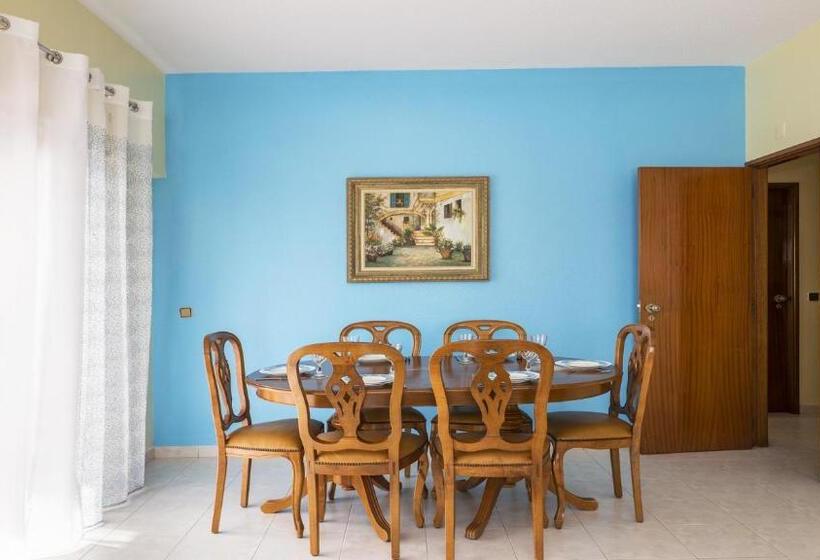 آپارتمان 2 خوابه با بالکن, Apartamentos Vista Mar