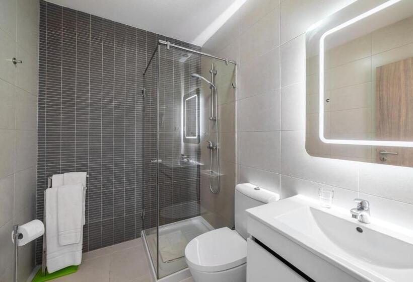 اتاق استاندارد با تراس و چشم‌انداز دریا, Castelo Guest House