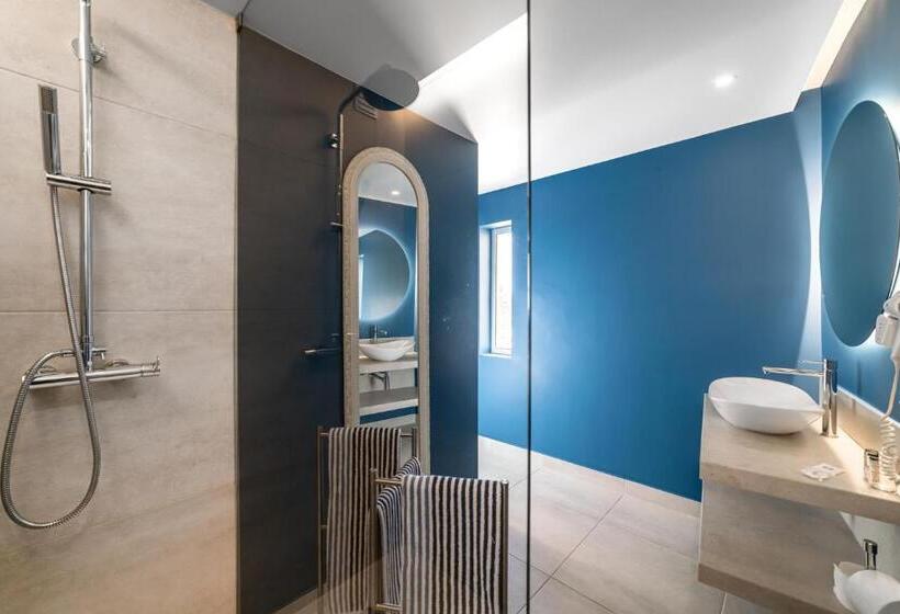 اتاق استاندارد با تراس و چشم‌انداز دریا, Castelo Guest House