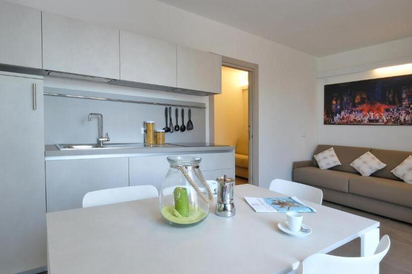 Апартаменты Deluxe 2 Спальни, Relais Villa Clodia