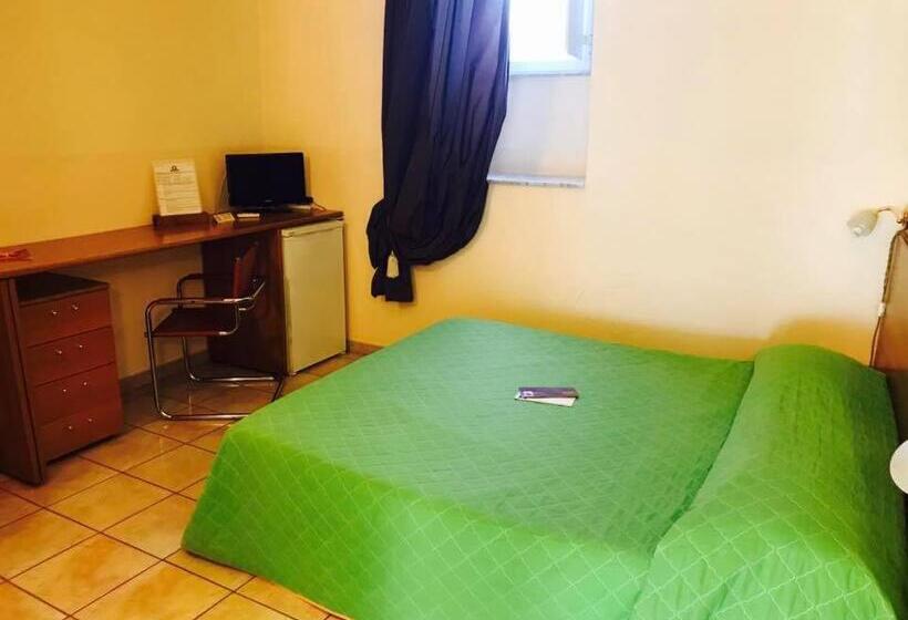اتاق استاندارد, Corato Room Economy