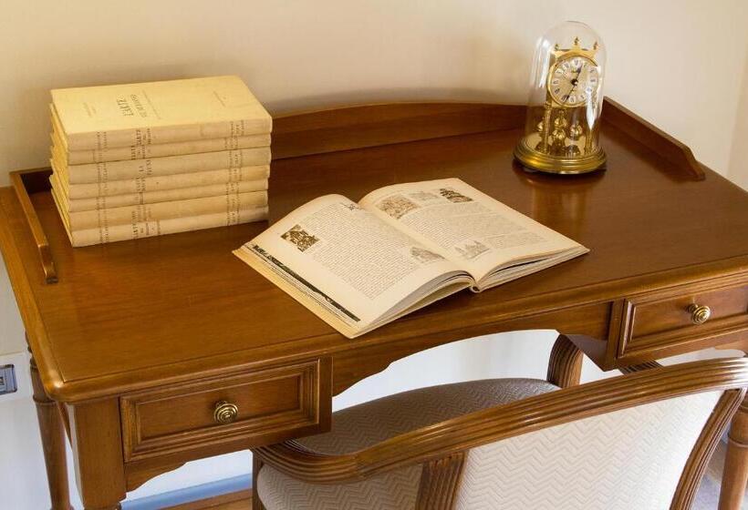 Номер Стандарт Трехместный, Villa Di Cazzano  Bioluxury Living