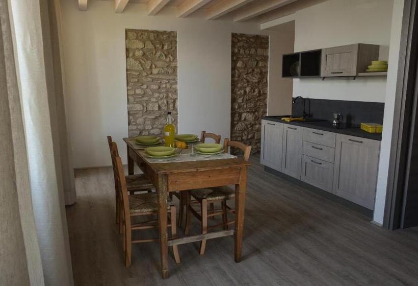 آپارتمان 1 خوابه با بالکن, Cascina Varini