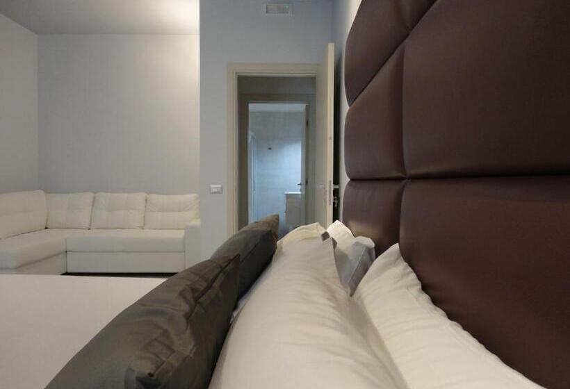Family Suite, The Flat 233