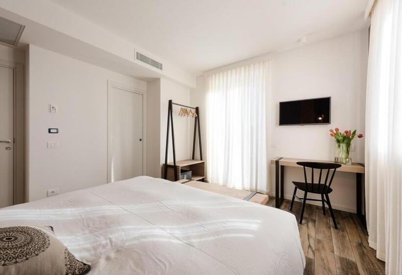 اتاق استاندارد با بالکن, Locanda La Cross   Adults Only