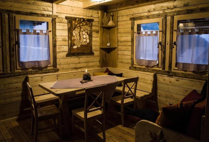 Апартаменты 2 Спальни, Dolomiti Village
