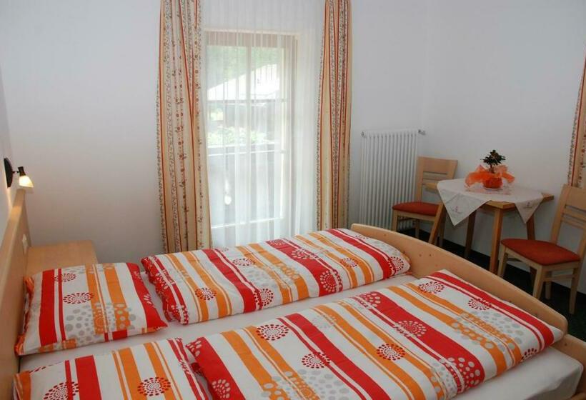 Апартаменты 1 Спальня, Binterhof