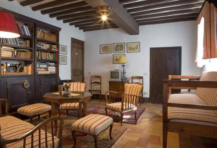 سوییت, Villa Pandolfi Elmi