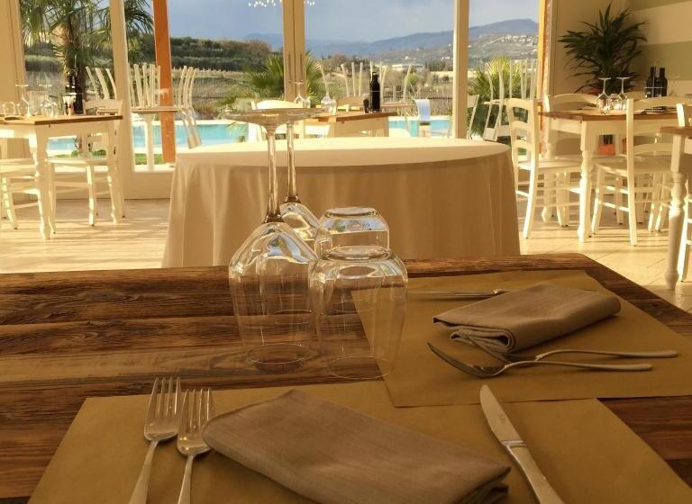 4인용 스탠다드 룸, Locanda Corte Montioni