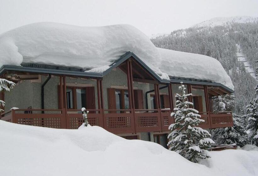 آپارتمان 1 خوابه, Residence Orsa Maggiore