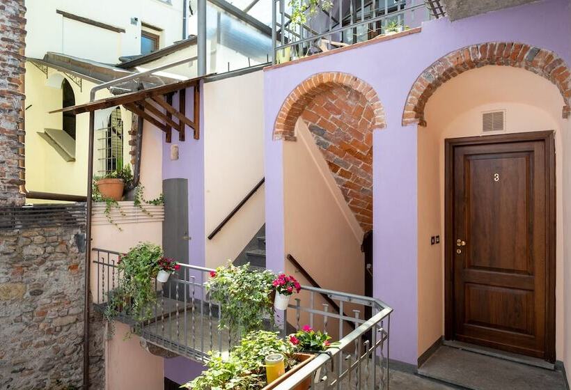 스탠다드 스튜디오, Residence Ferraud