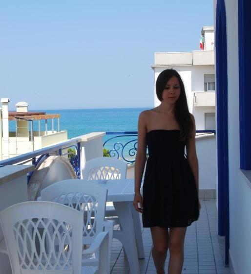 آپارتمان 2 خوابه با تراس, Residence Abruzzo Resort
