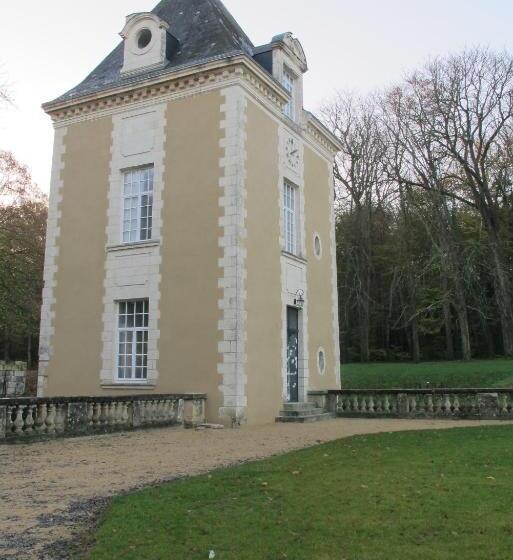 Апартаменты 2 Спальни, Chateau De Jalesnes