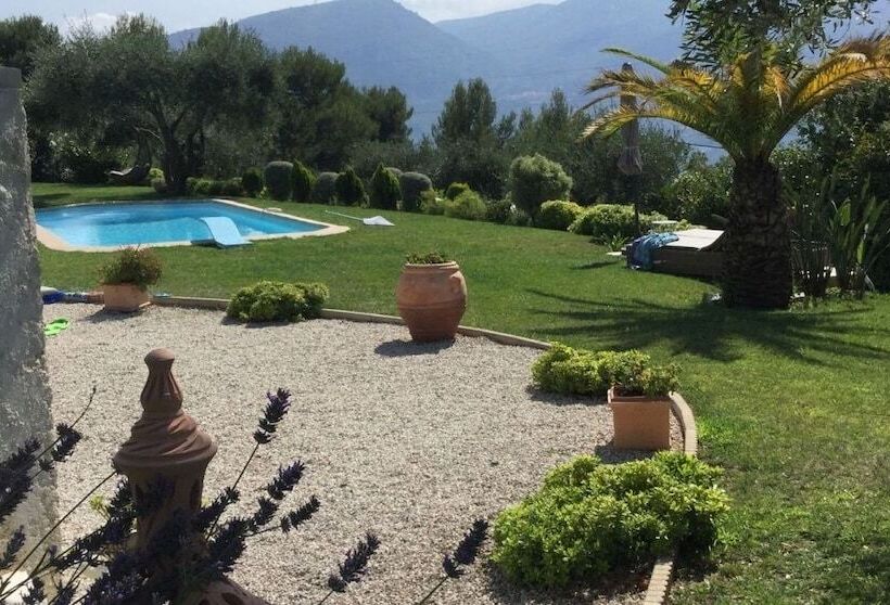 Family Suite, Mas De Provence En Riviera