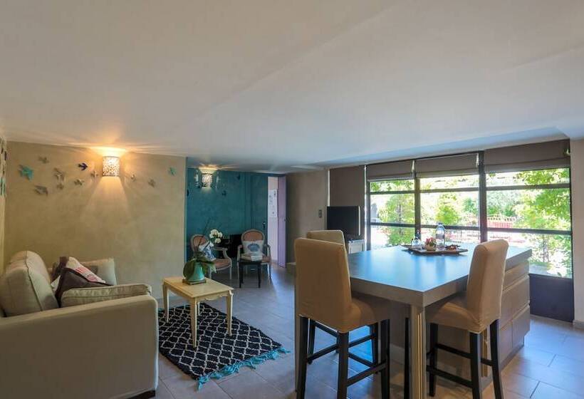 Family Suite, Mas De Provence En Riviera