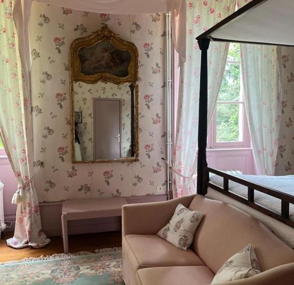 Family Suite, Chateau De Martigny