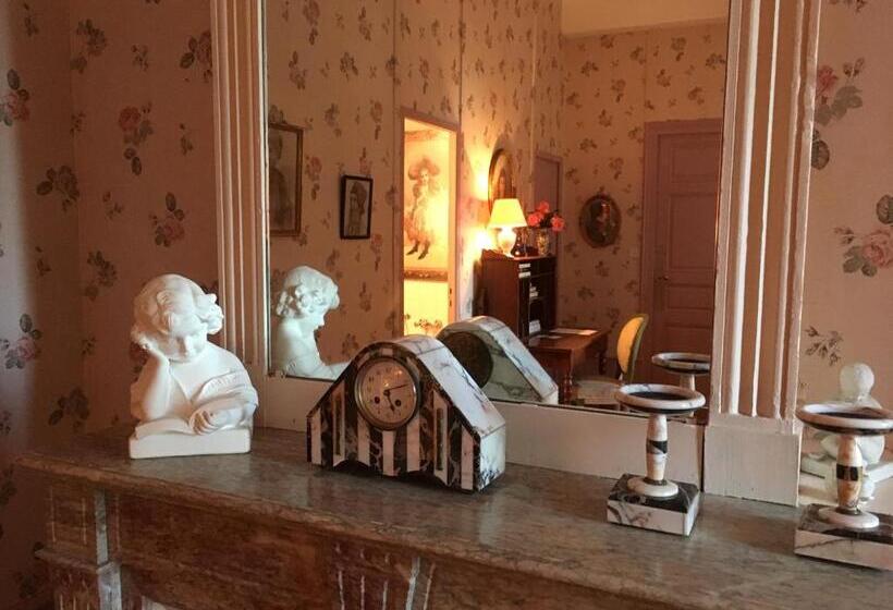 Family Suite, Chateau De Martigny