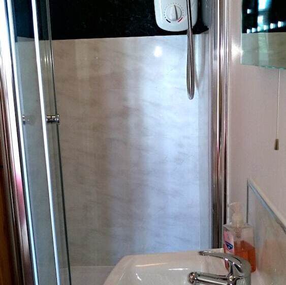 Номер Стандарт Вид на Сад, Knights Rest Guest House