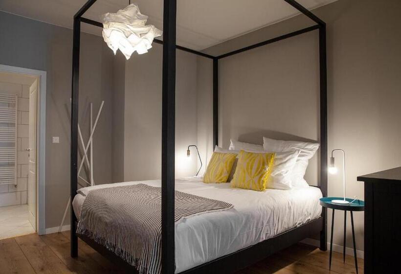 带2个卧室的公寓, The Suite Hotel Fabric