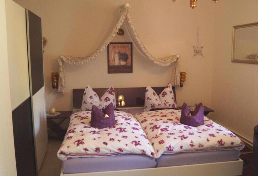 Номер Стандарт, Pension Jagdhütte