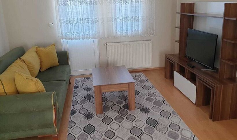 استودیوی استاندارد, My Guse Suite