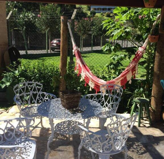 스위트, Villa Cottage Pousada
