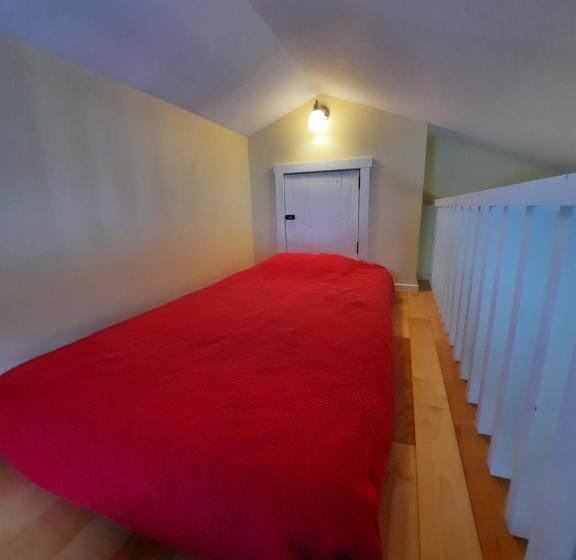 Номер Стандарт, Auberge Schweizer