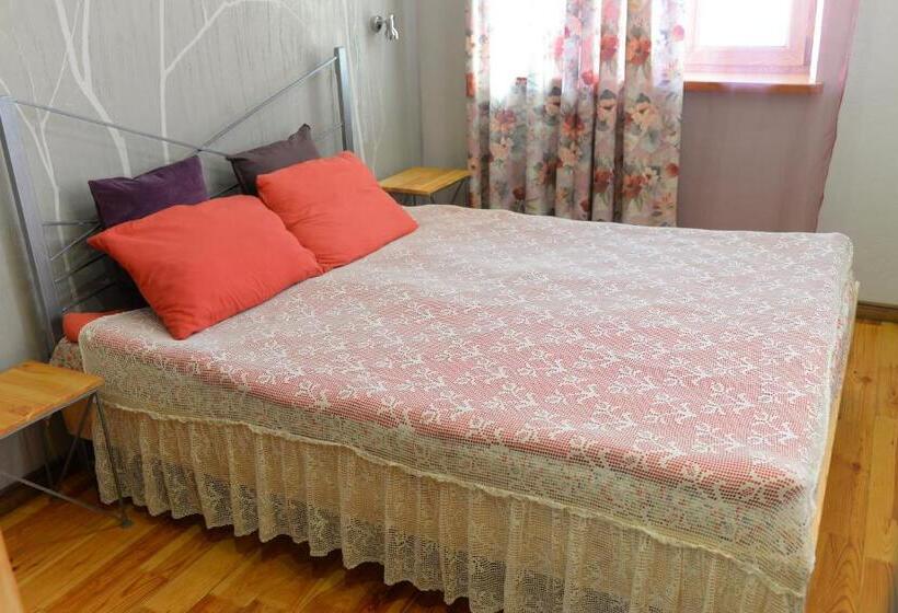 آپارتمان 1 خوابه با بالکن, Romantic Guest House