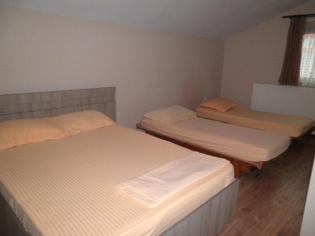 家庭房间共用浴室, Casa Didina