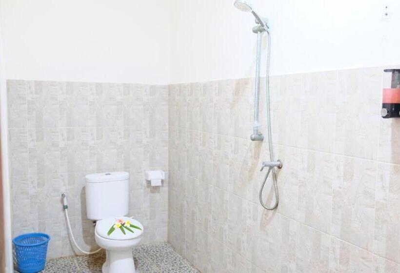 Номер Стандарт, 221 House Ceningan