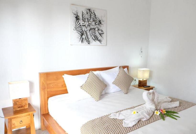 Номер Стандарт, 221 House Ceningan