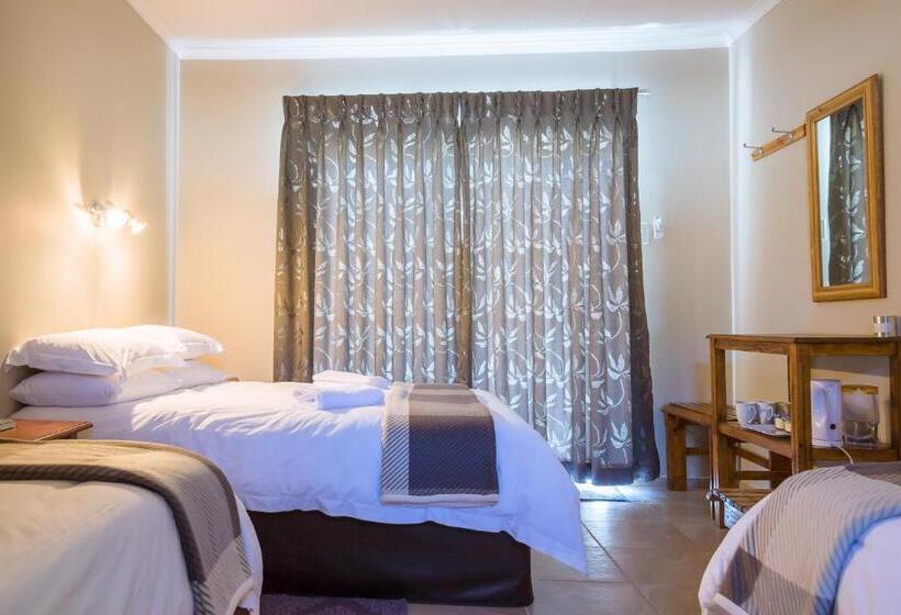 Семейный Номер, Hazeldene Accommodation