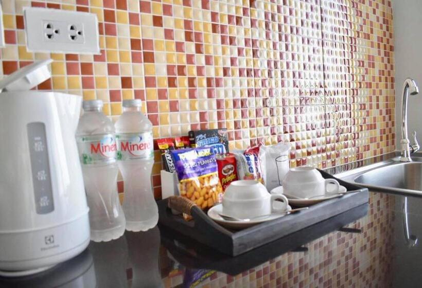 آپارتمان 1 خوابه, Isayarada Apartment