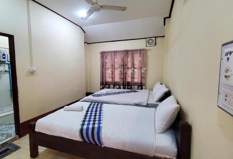 스탠다드 트리플 룸, Pakbeng Guesthouse