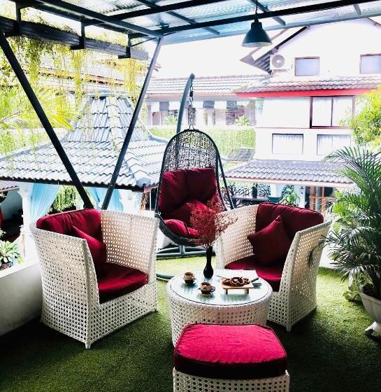 Полулюкс Вид на Сад, Raintree Boutique Villa & Gallery