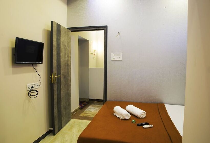 Трехместный Номер Стандарт Совместная Ванная, Welcome Guest House