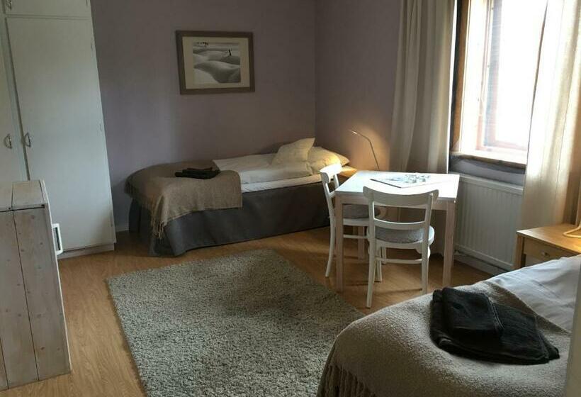 Номер Стандарт, Knappgården