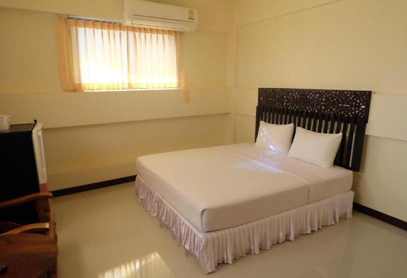 Номер Стандарт, J Safe Guesthouse