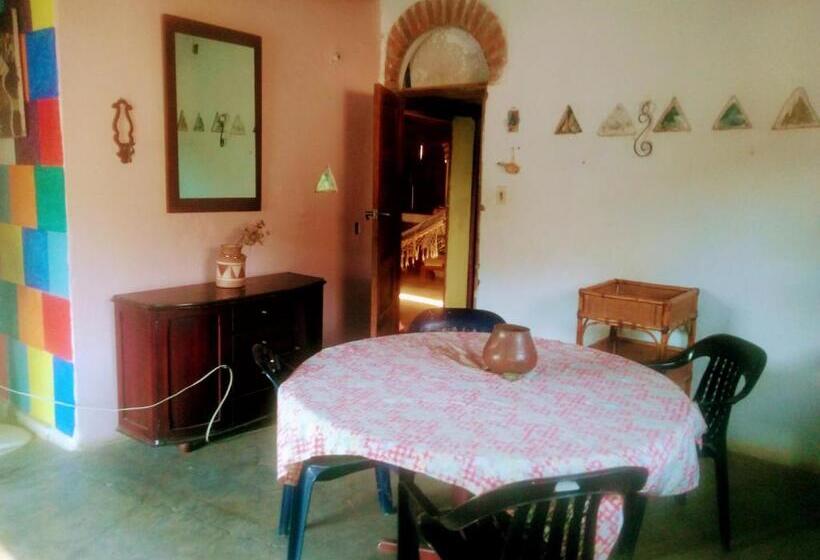 Апартаменты 1 Спальня с Балконом, El Garaje Hostal